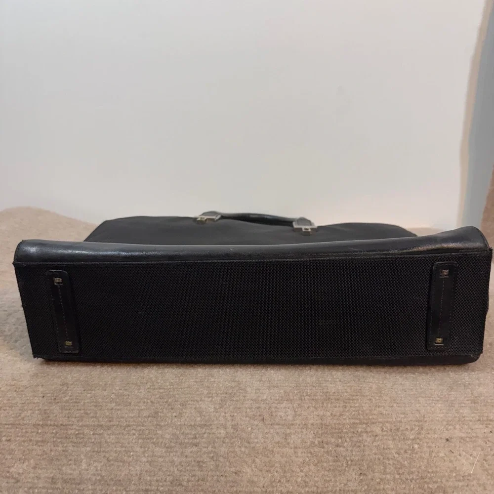 Tumi Alpha Ballistic Nylon Expandable Briefcase Laptop Bag Black Business Travel